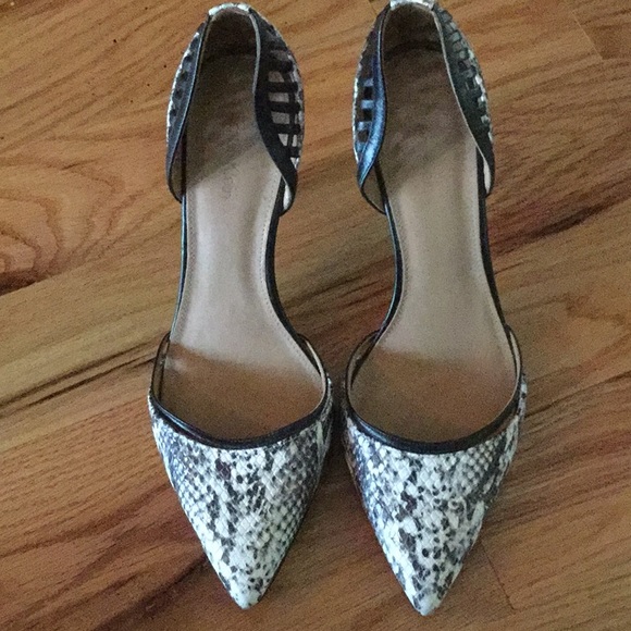Calvin Klein Gilia snake skin embossed heels - Picture 2 of 5